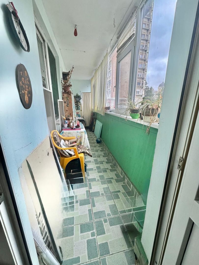 Apartament 3 camere de vânzare – zona centrală - Poză 6