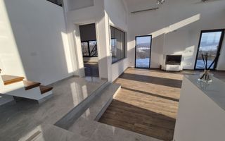 # De vanzare vila in Hlincea,posibil schimb cu apartament si dif. - Poză 5