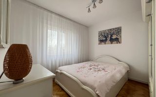 Apartament cu trei camere, Central Brasov - Dealul Melcilor , etaj 1 - Poză 9