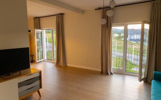 Casǎ modernǎ in Cisnadioara | 170 mp - Poză 1