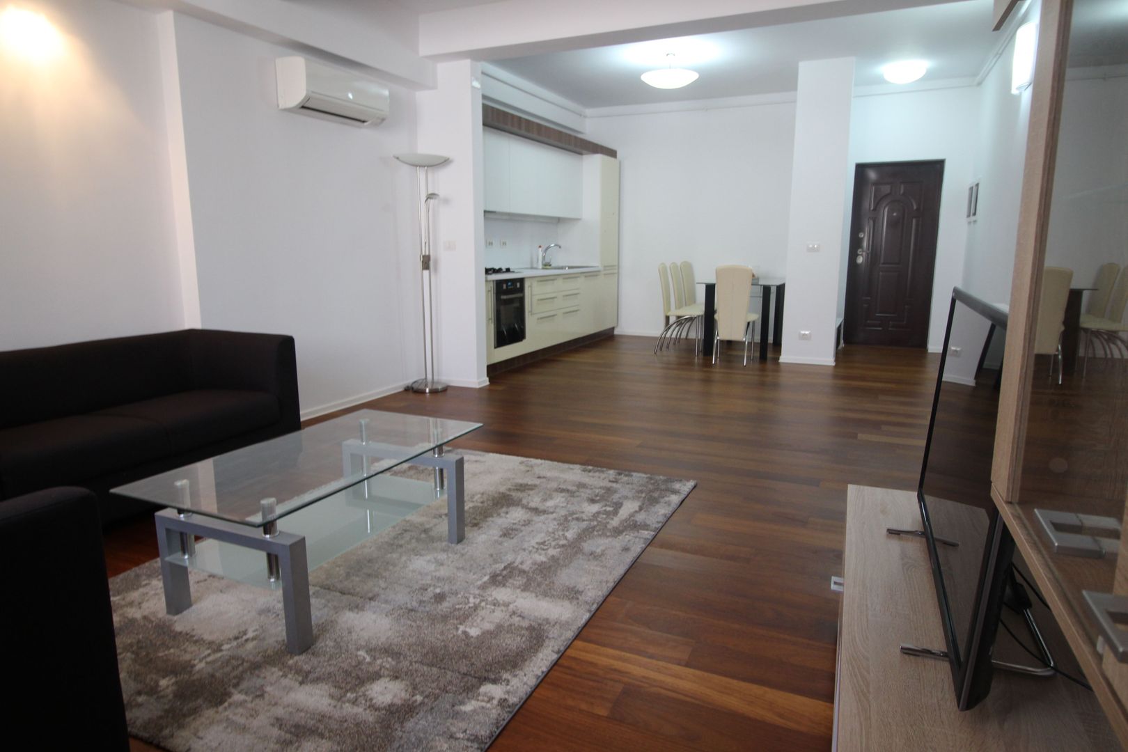 Apartament cu 2 camere -Dumbravita - Poză 3