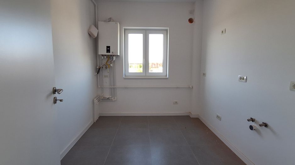 Apartament 2 camere cu loc de parcare inclus - Poză 3
