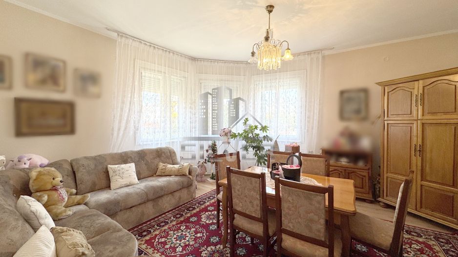 Casa cu 4 camere/teren 396mp/Garaj/Str.Stefan Augustin. - Poză 19