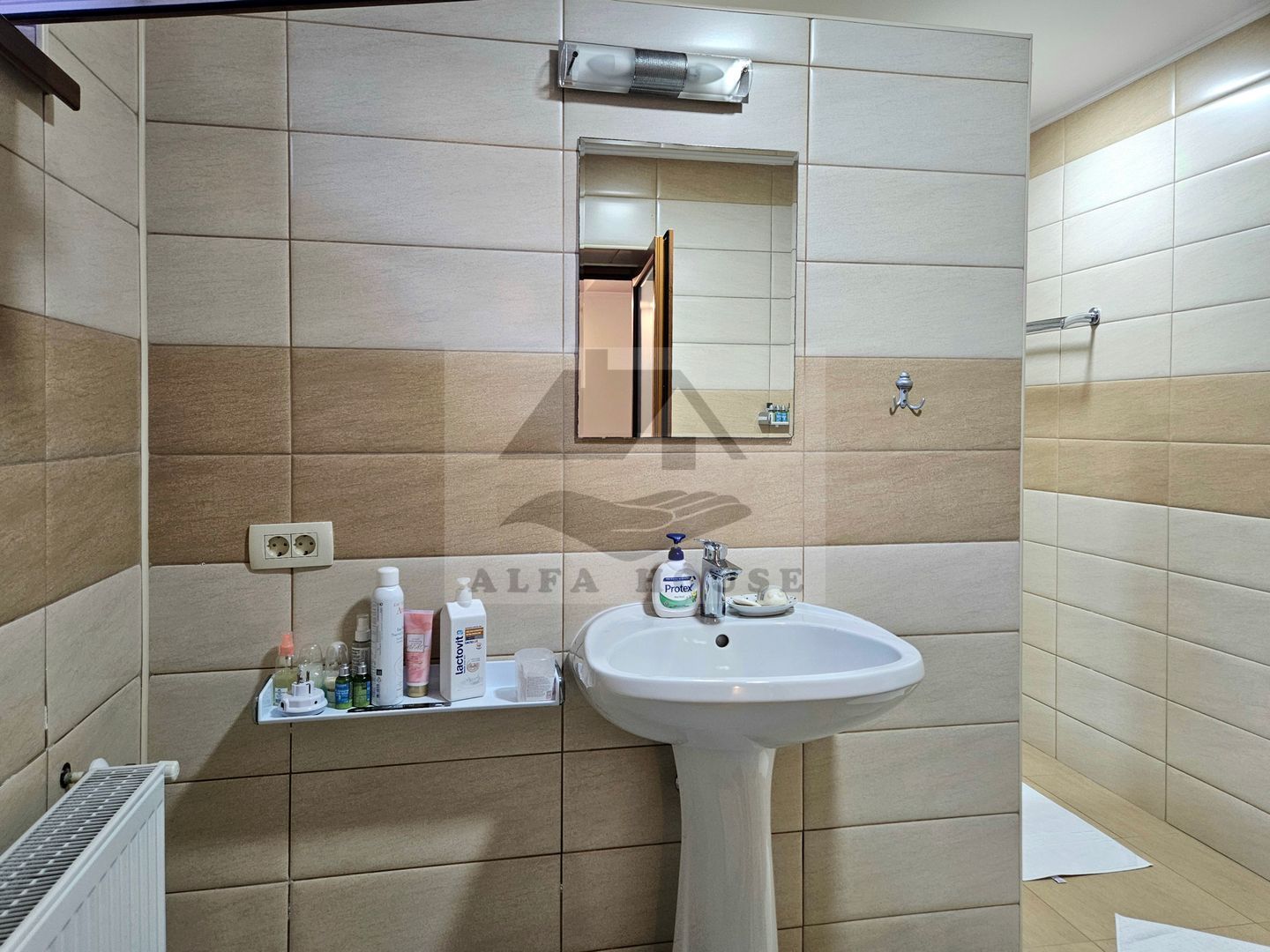 Casă plus Spațiu comercial 741 mp, Teren 906 mp Brasov - zona Blumana - Poză 24