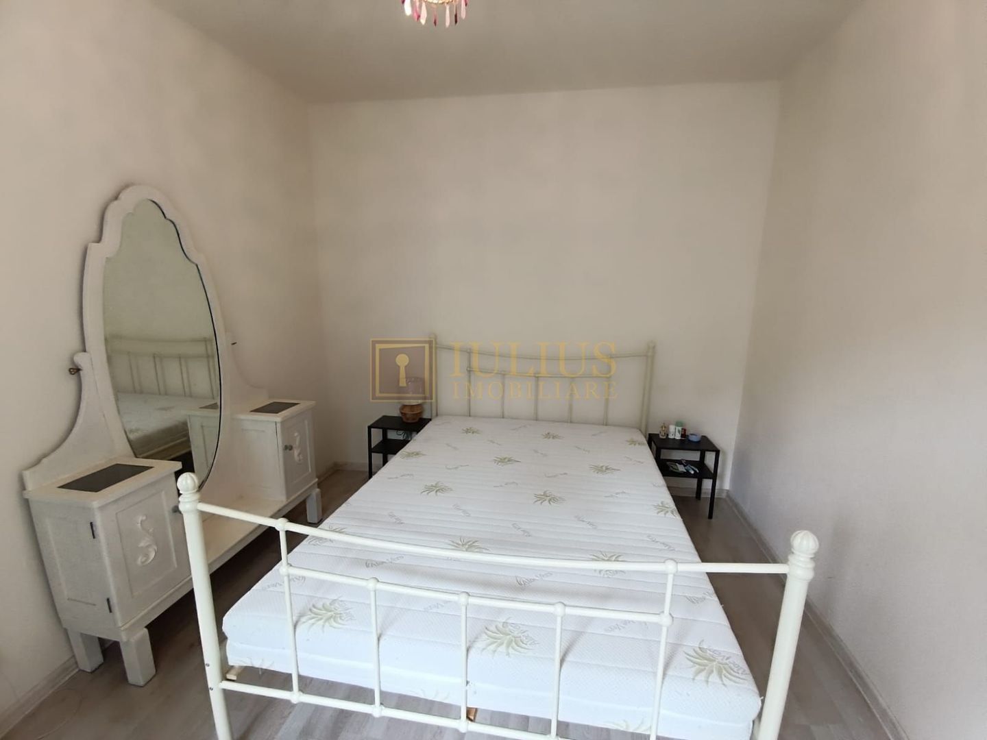 3 camere-Dacia - Poză 6