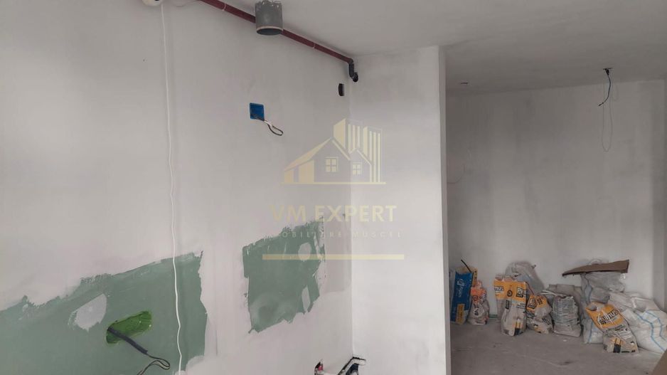 APARTAMENT 2 CAMERE, ETAJ 4, GRUI, CAMPULUNG - Poză 3