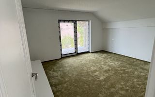 Vand casa in Bucium cu vedere la oras - Poză 4