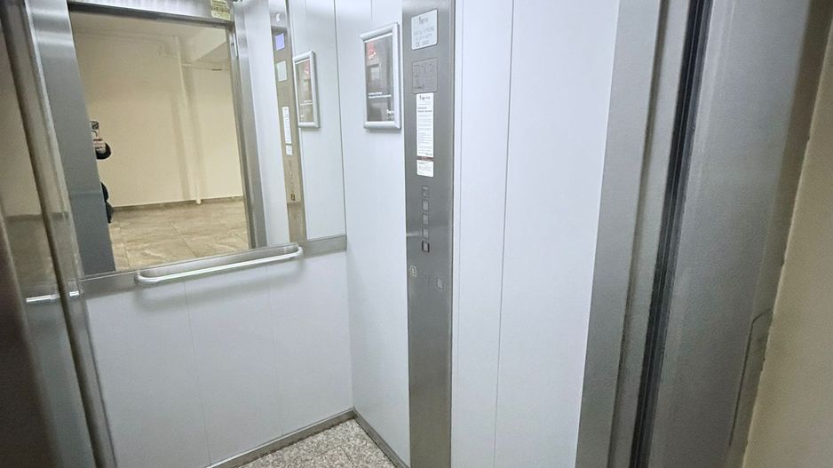 GARSONIERA DE LUX DECOMANDATA MOBILATA SI UTILATA 40MP - Poză 12