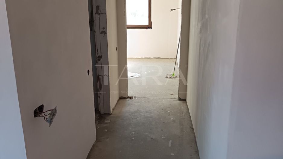 Apartament 3 camere de vânzare, zona. Subcetate, Florești. - Poză 3