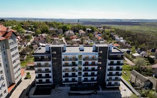 Vânzare, apartament, 2 camere și living , șos, Hîncești, Telecentru - Poză 2