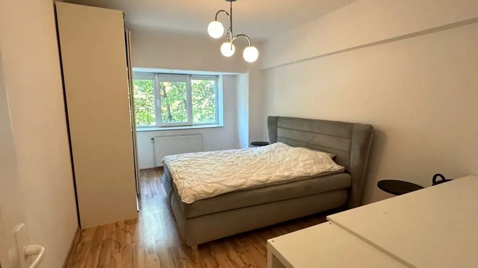 Apartament de inchiriat - 3 camere - zona Unirii - Regina Maria - Poză 3