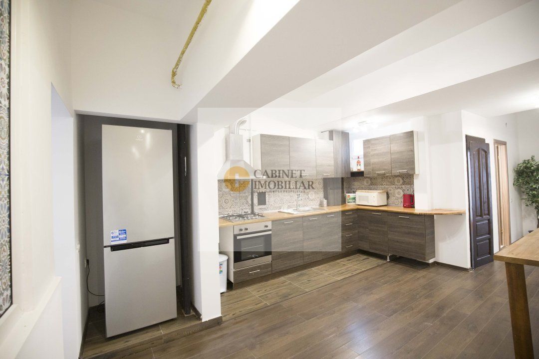 Apartament Central |  4 Camere  Spațiu Generos |  Ideal Investitie - Poză 5