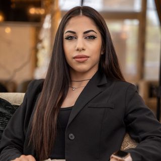 Mara Crunteanu - Sudrezidential Real Estate SRL