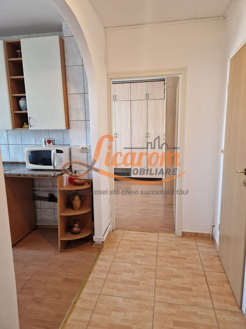 Apartament confort 1 Central - Bd Garii,decomandat,disponibil imediat. - Poză 5