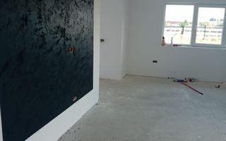 Casa  - spatioasa 3 camere  Vidra-Institut - Poză 10