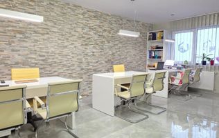 Birou Utilat si Mobilat, loc de parcare, Tractorul/Brasov