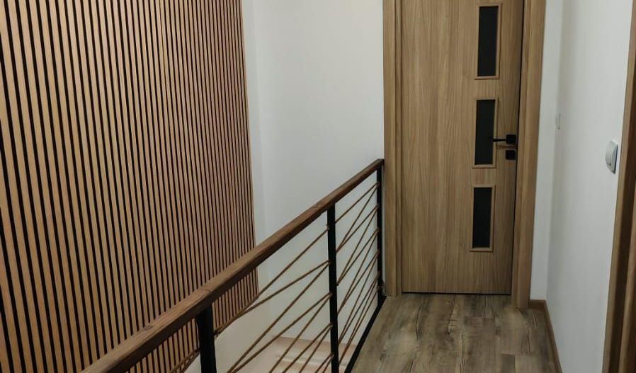 COMISION 0. Corp de casa,Carpatilor intrare in Racadau,P+E,4 camere. - Poză 8