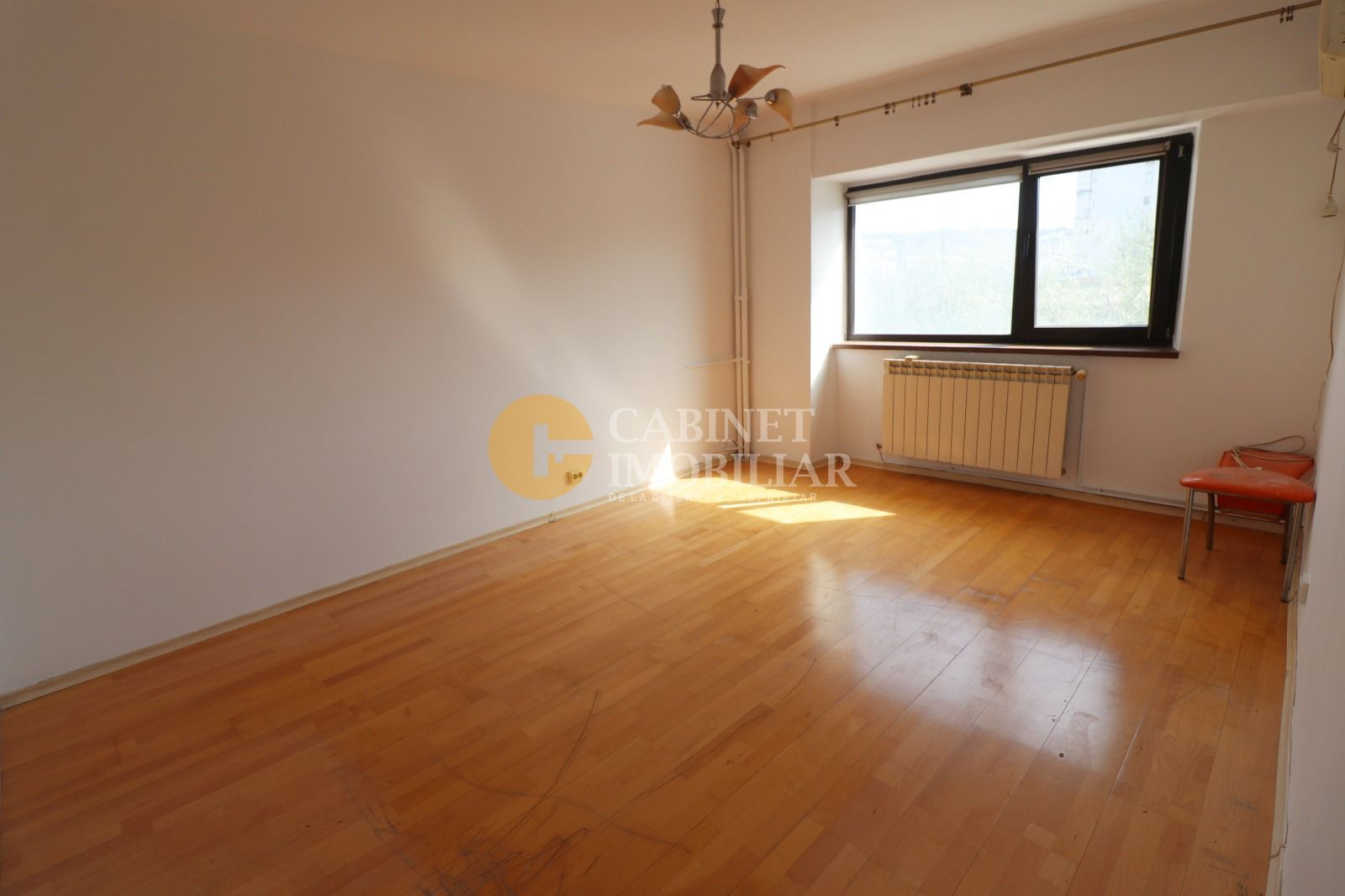 Etaj 2 Moara de Foc- Pacurari Apartament 3 camere decomandat 2 bai - Poză 2