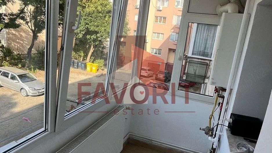 3 camere decomandate | etaj 1 | centrala proprie | 2 bai | Renovat - Poză 9