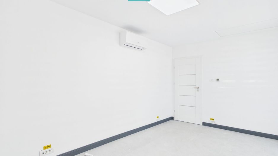 Birou 32 mp Oradea, parcare, acces centură - Poză 9