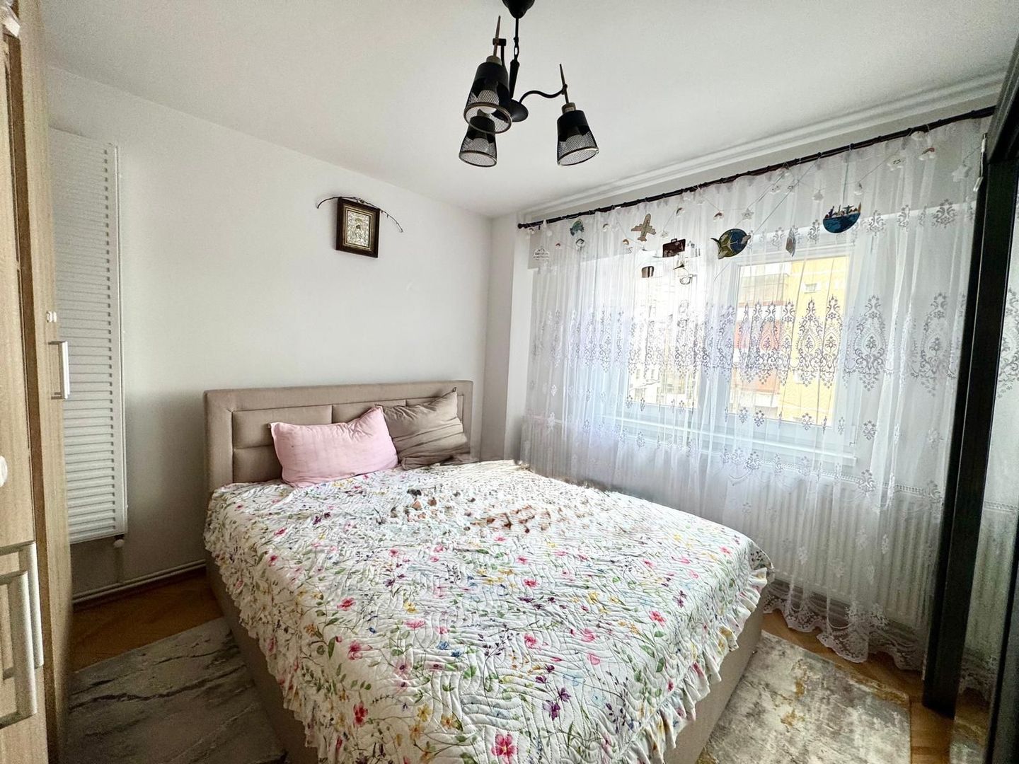Apartament 2 camere decomandat, etaj intermediar Calea Dumbravii - Poză 1