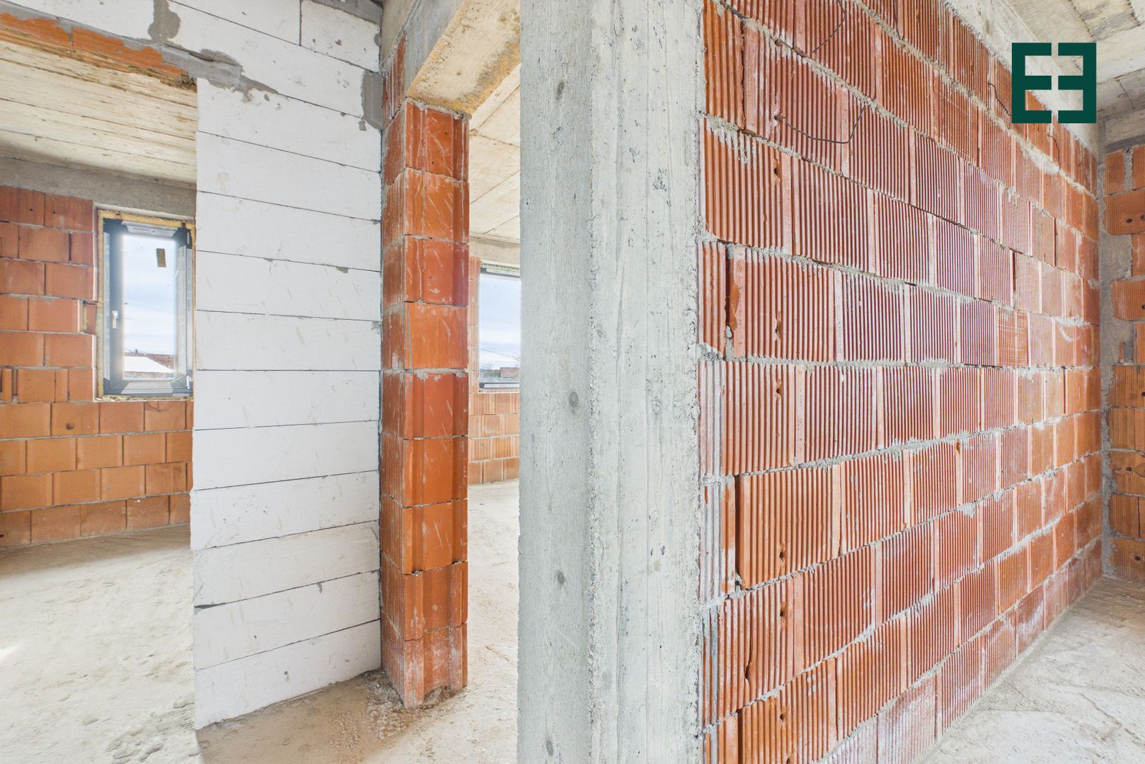 Casă nouă cu 4 camere și teren de 445 mp  - Vladimirescu - Arad - Poză 18