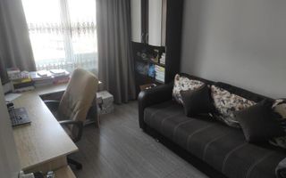 Apartament 3 camere decomandat, Tomești - zonă liniștită, aproape de transport și magazine - Poză 4