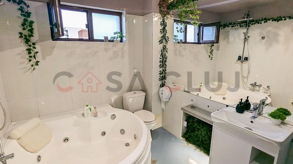 La cheie, cu doua locuri de parcare, ferit de agitatie si aglomeratie - Poză 10