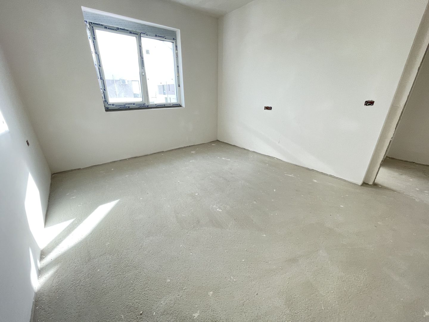 Apartament cu doua camere spatios in Dumbravita - Poză 5
