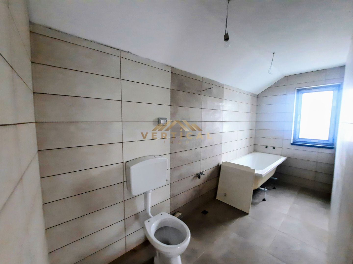 Vila 4 camere in comuna Berceni - Poză 11