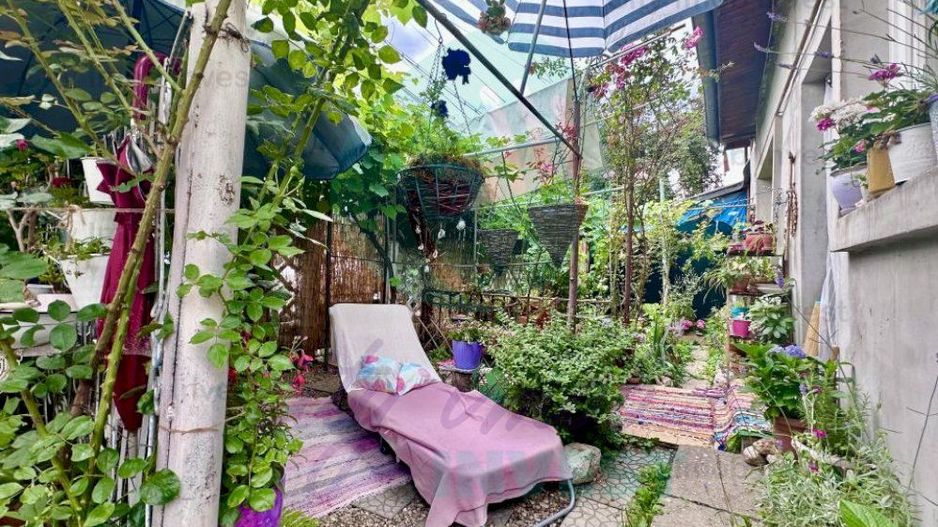 Casa singura la curte  - 7 minute de metrou - Poză 2