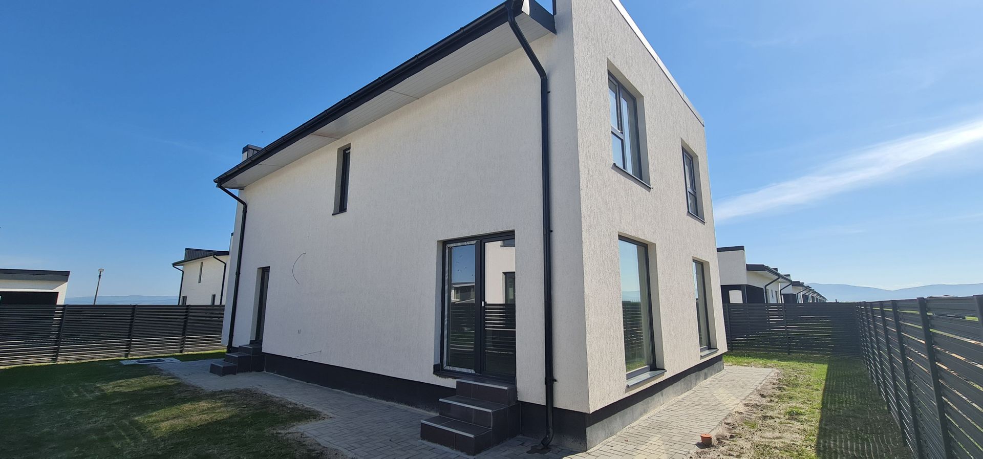 Casa individuala 4 camere 3 bai garaj Cartier Izvor Tarlungeni Brasov - Poză 12