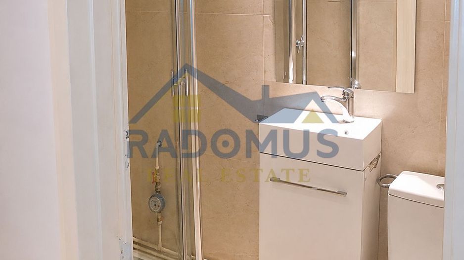 De închiriat – Garsonieră dublă | 350 €/lună | Central - Poză 5