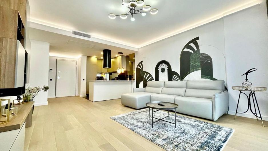 ONE HERASTRAU TOWER, finisaje lux,  loc de parcare - Poză 1