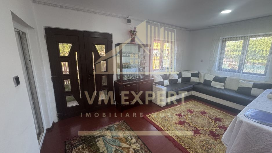 CASA DE VANZARE CU 4 CAMERE, APA SARATA, CAMPULUNG - Poză 22