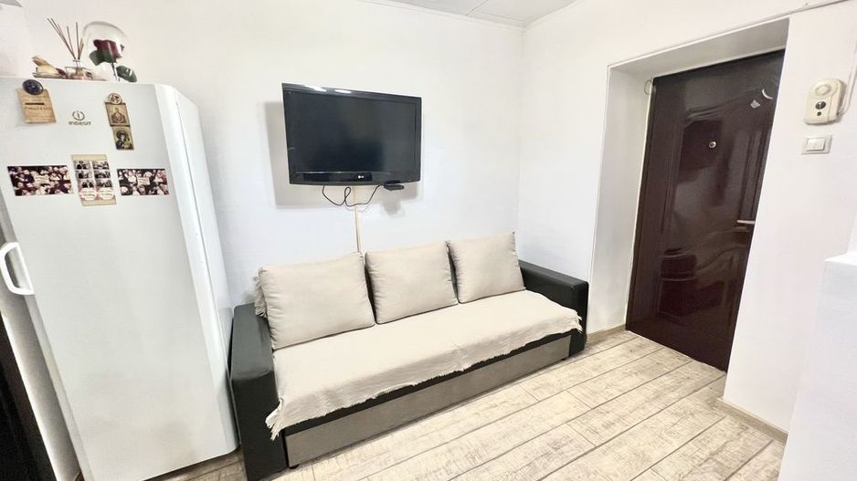 De vanzare apartament 2 camere, Margeanului - Poză 3