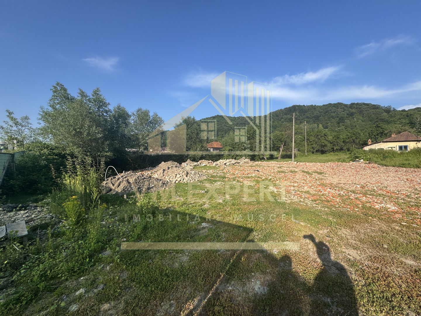 TEREN INTRAVILAN 3296 MP CAMPULUNG ARGEȘ - Poză 6