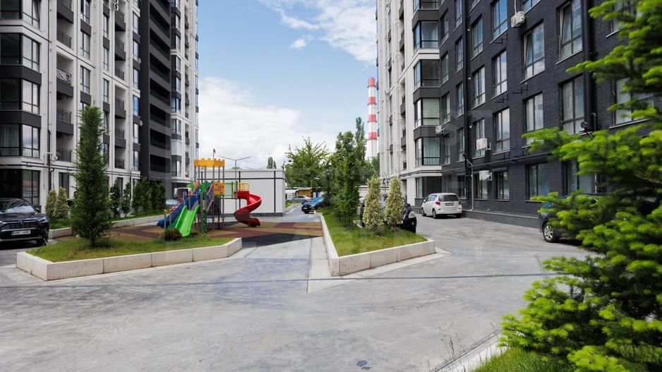 Vânzare, apartament, 2 camere + living, strada Calea Ieşilor, Sculeni - Poză 13