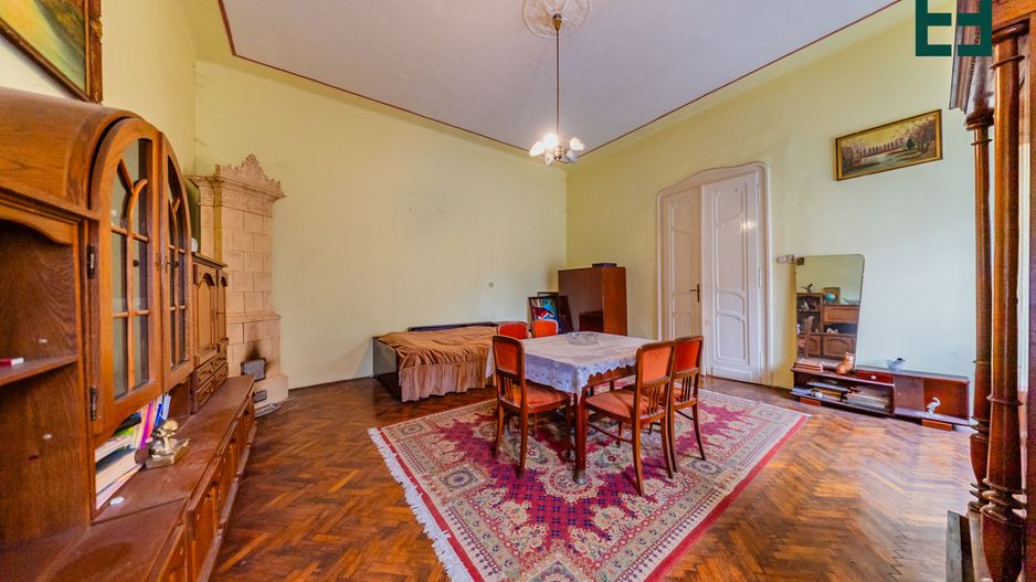 Apartament cu 3 camere și garaj - Zonă Ultracentrală - Arad - Poză 1