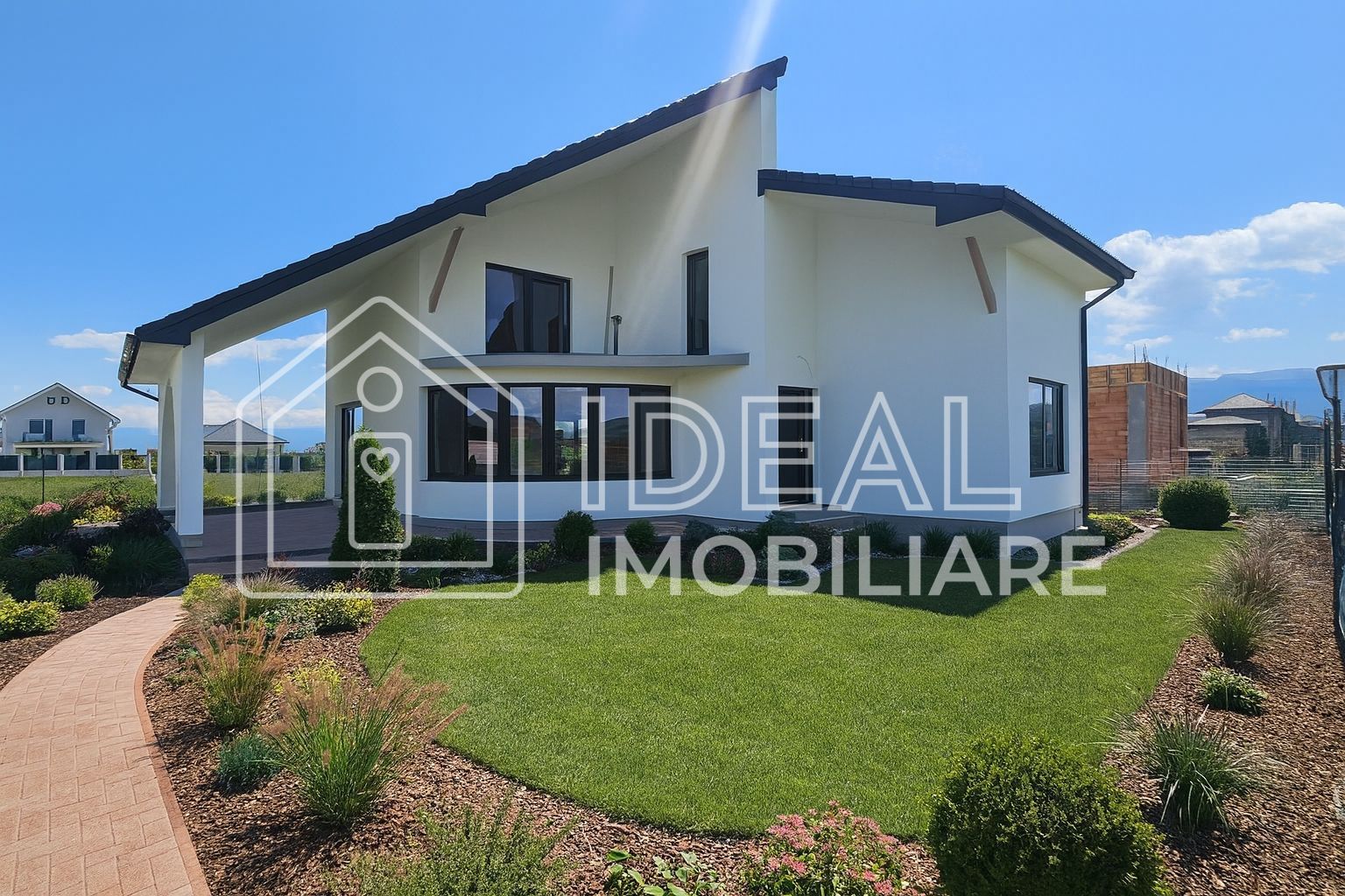 Casa Individuala Moderna cu 5 camere si 668 mpu curte, in Cristian - Poză 2