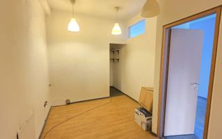 Spatiu comercial /parter de bloc /zona buna/vizibilitate stradala - Poză 11