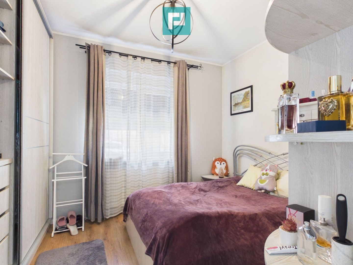 Apartament cu 2 camere și curte ultracentral - Poză 13