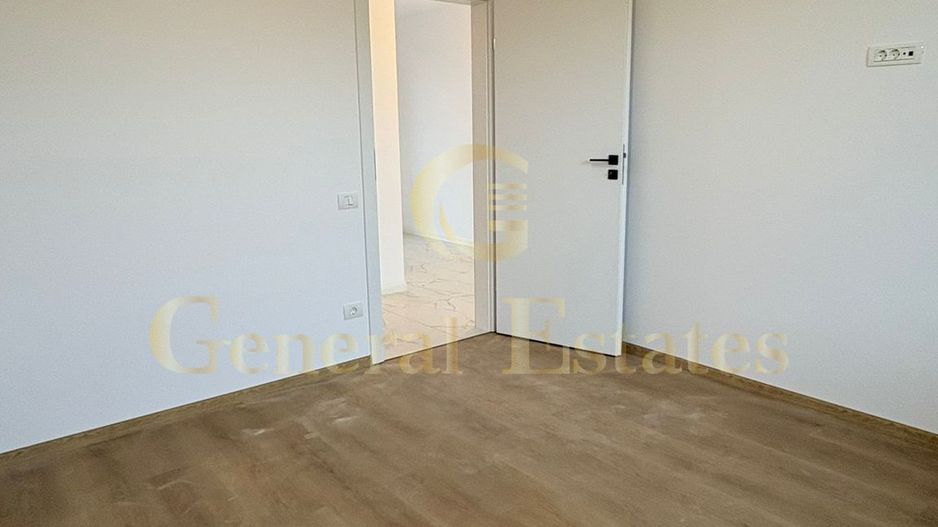Casă modernă de vânzare în Sânpetru - Poză 11