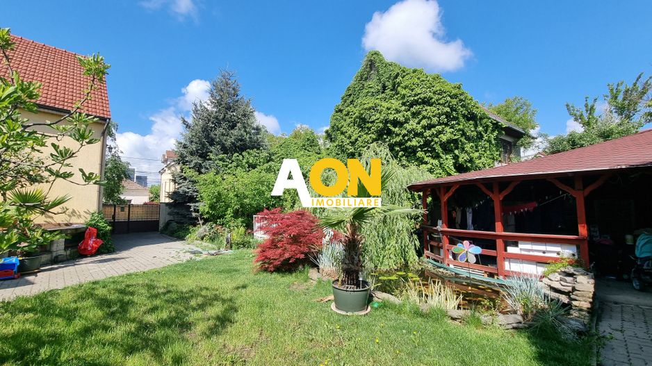 De vanzare casa 5 camere, 1200mp teren, zona ultracentrala - Poză 8