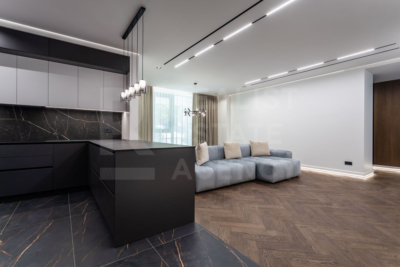 Chirie, apartament, 4 camere, str. Universității, Centru - Poză 17