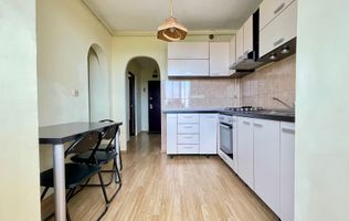 Apartament 2 camere | Bulevardul Vlahuță | Decomandat
