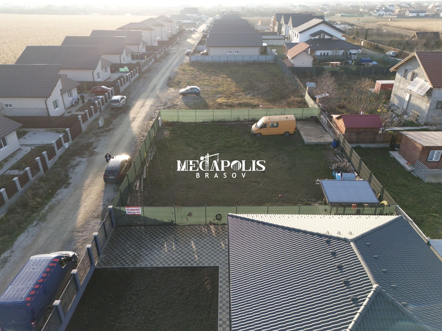 Parcelǎ cu Utilități | Urbanism | Sp+P+E+M - Poză 2