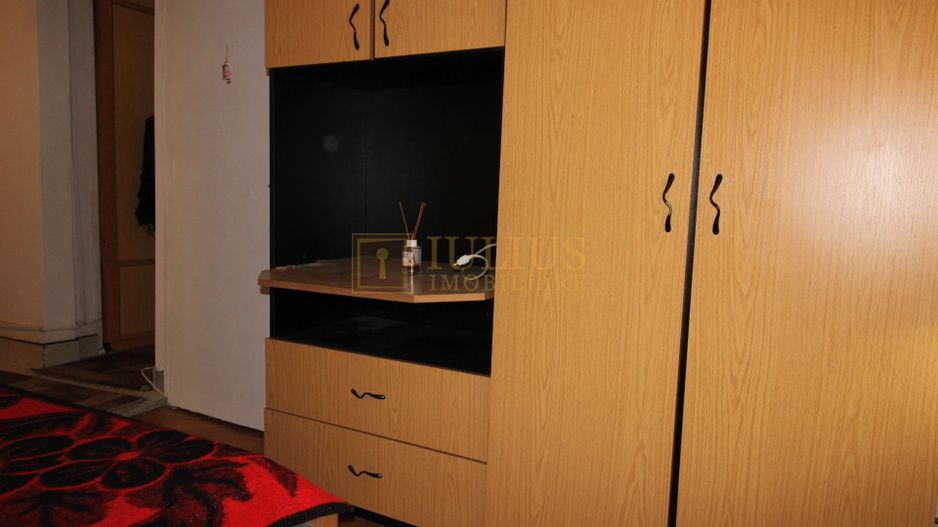 3 camere, situat in Complexul Studentesc, centrala proprie, familie, studenti - Poză 10