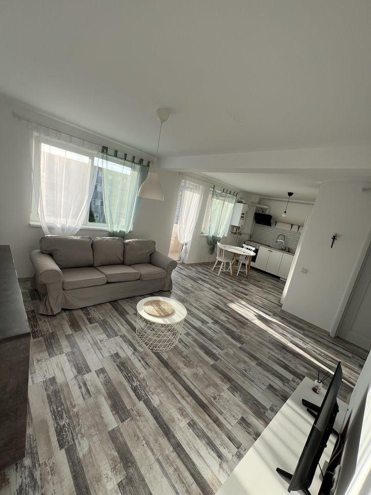Vand apartament cu 2 camere - Poză 3