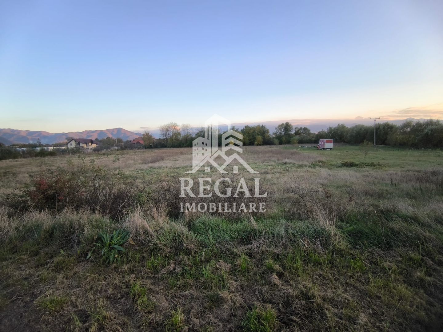 Teren intravilan ( Str. Lunca de Sus ) - Poză 1